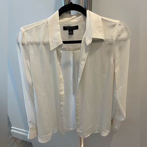 Banana Republic Women's Dillon Classic Fit Cream, XS